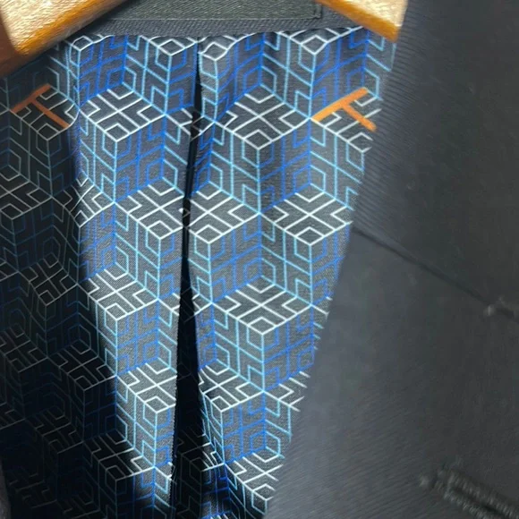 Tallia Boy’s 16 Navy Blue Two Button Blazer Jacket 2 Button Classic - Picture 3 of 8